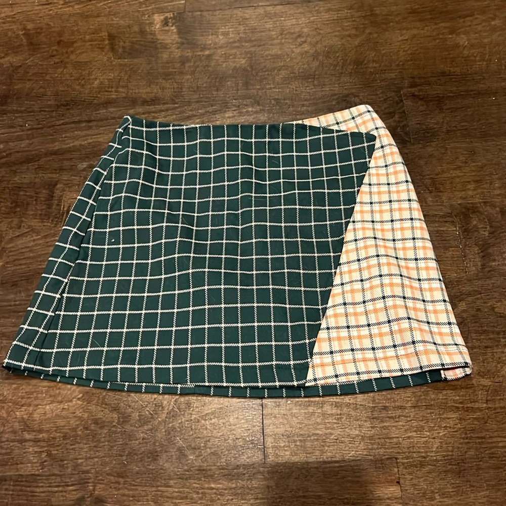 Skirt from Urban Outfitters. Size XS